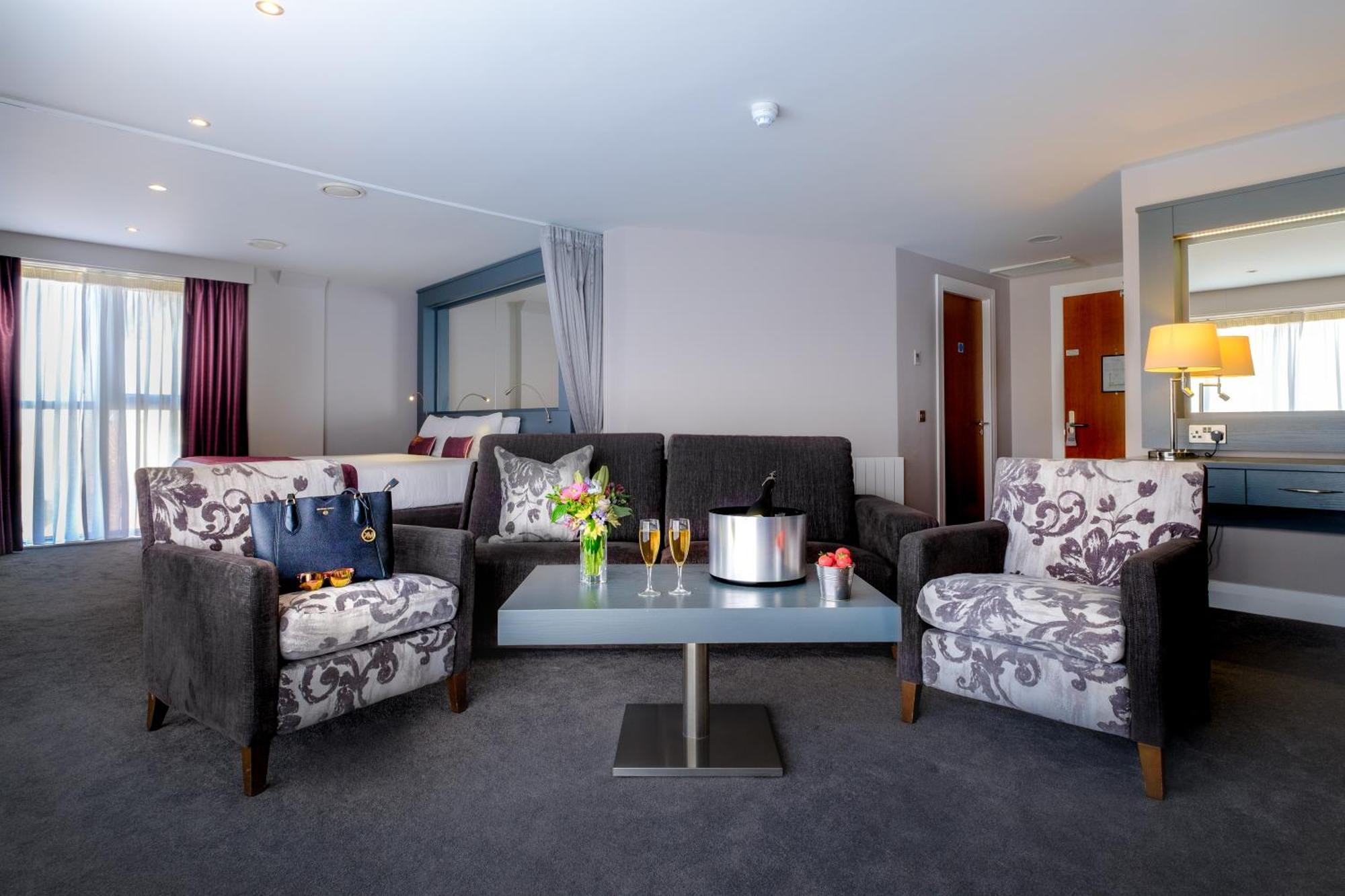 Claregalway Hotel מראה חיצוני תמונה